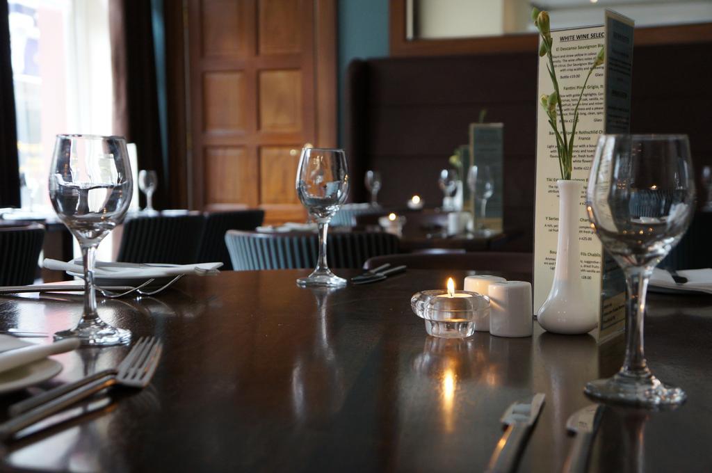 Jacksons Restaurant And Accommodation Роскомън Екстериор снимка