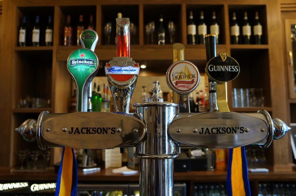 Jacksons Restaurant And Accommodation Роскомън Екстериор снимка